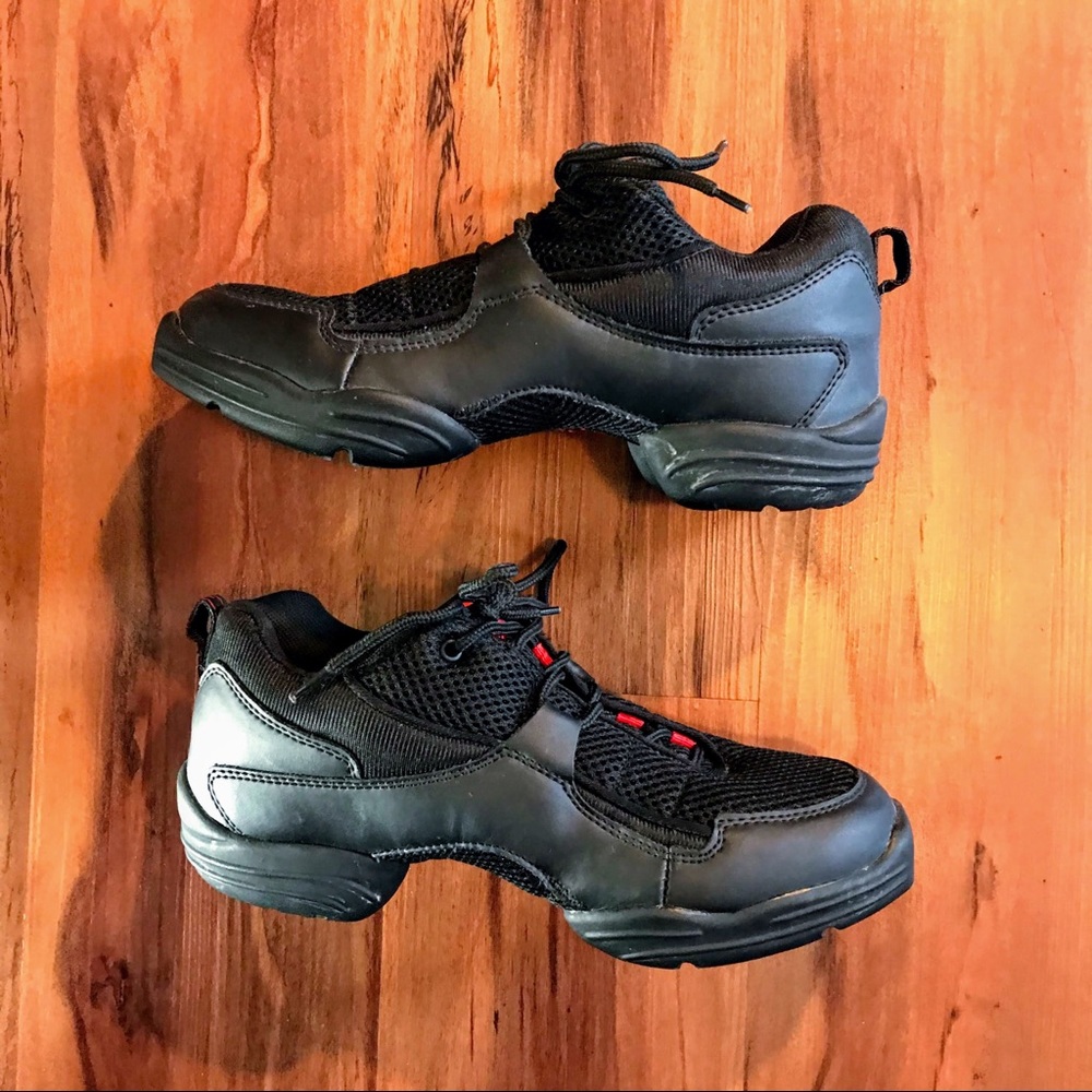 Capezio Black Dansneaker